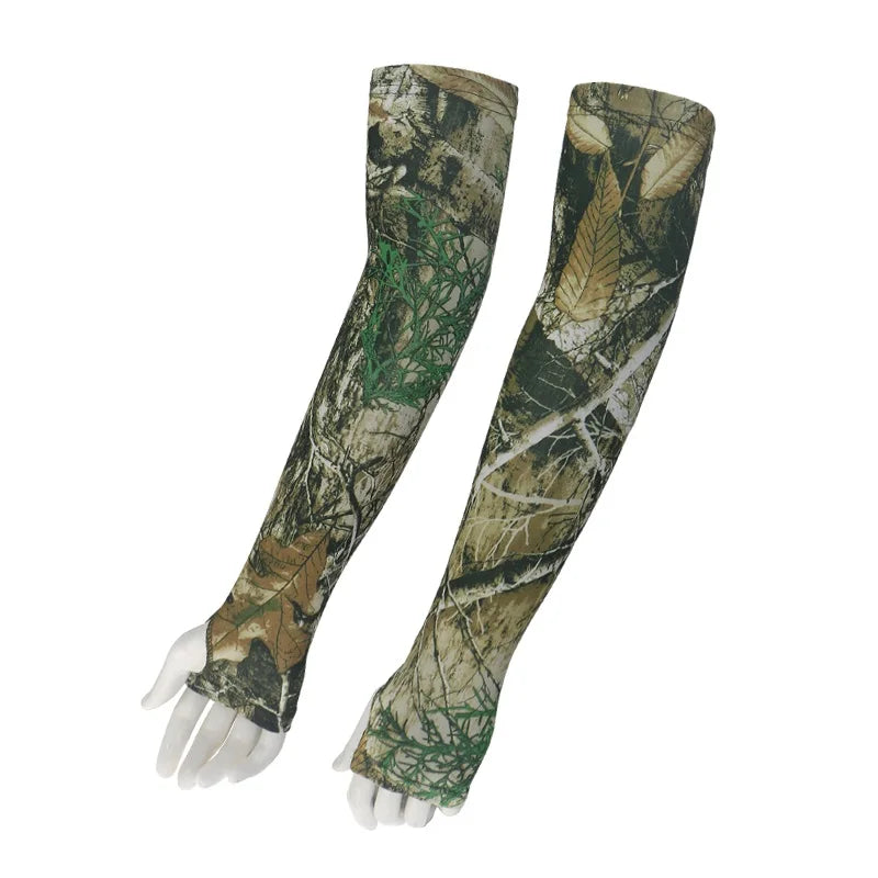 Camo arm sleeve showing UV protection and windproof features