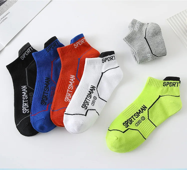 Anti-slip performance socks reinforced toe construction detail